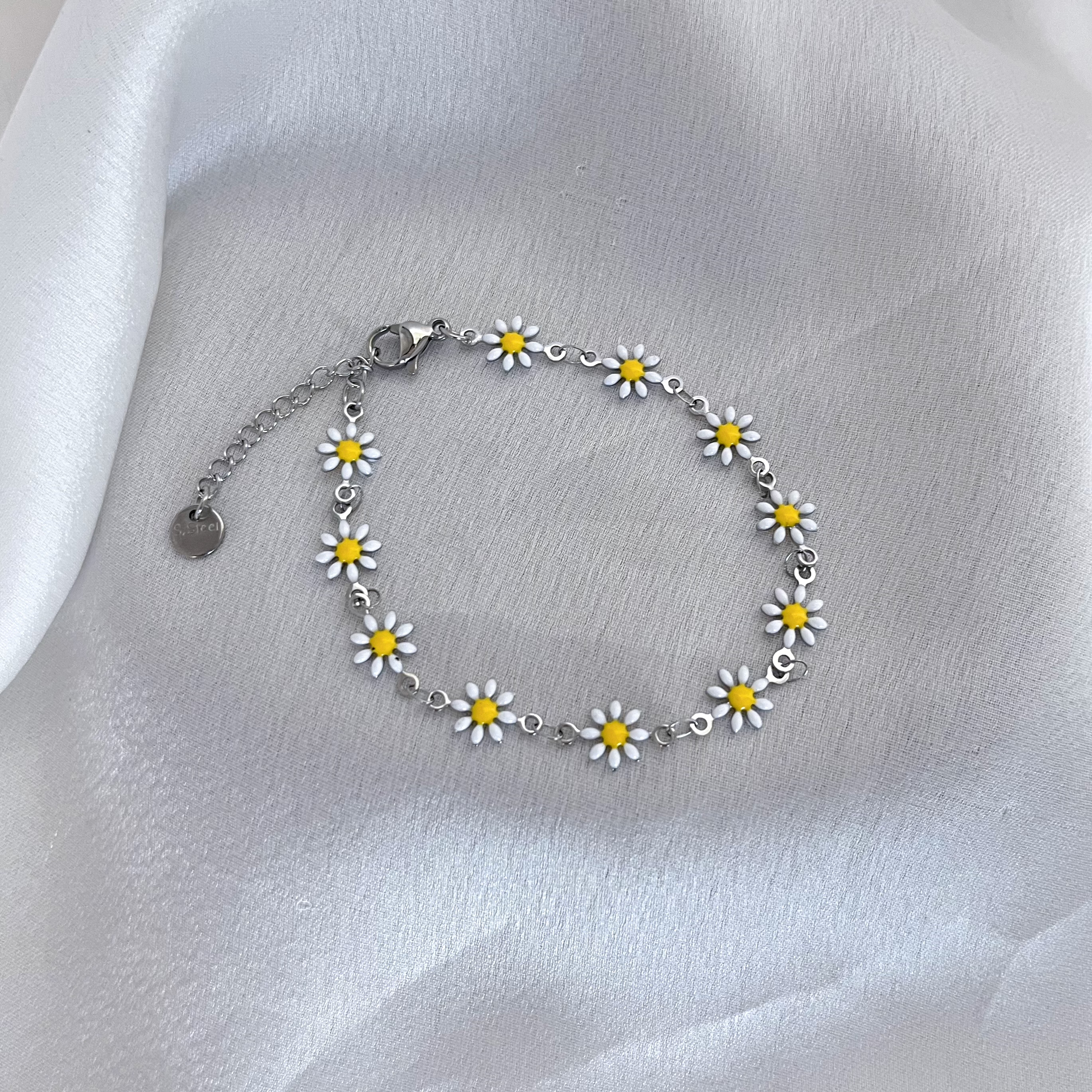 Daisy Loop Stainless Steel Bracelet
