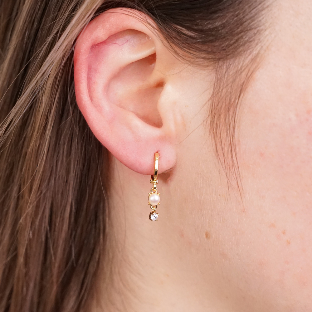 Simple 1 Pearl 1 Diamond Plated Earrings