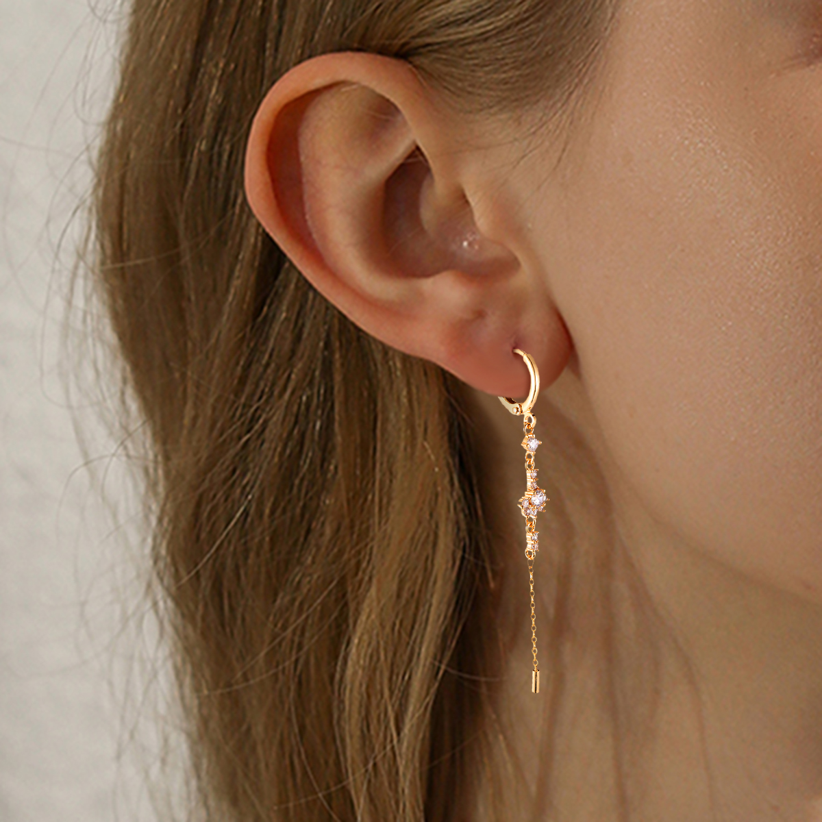 Hängende Glänze Gold-plated Earrings