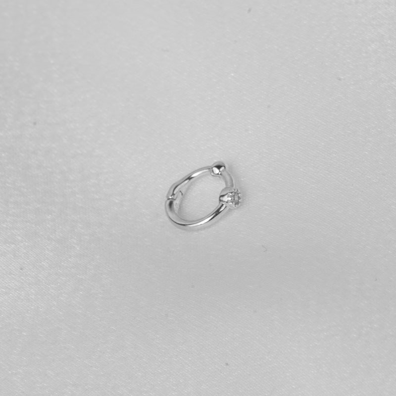 Center Diamond 925 Silver Piercing 