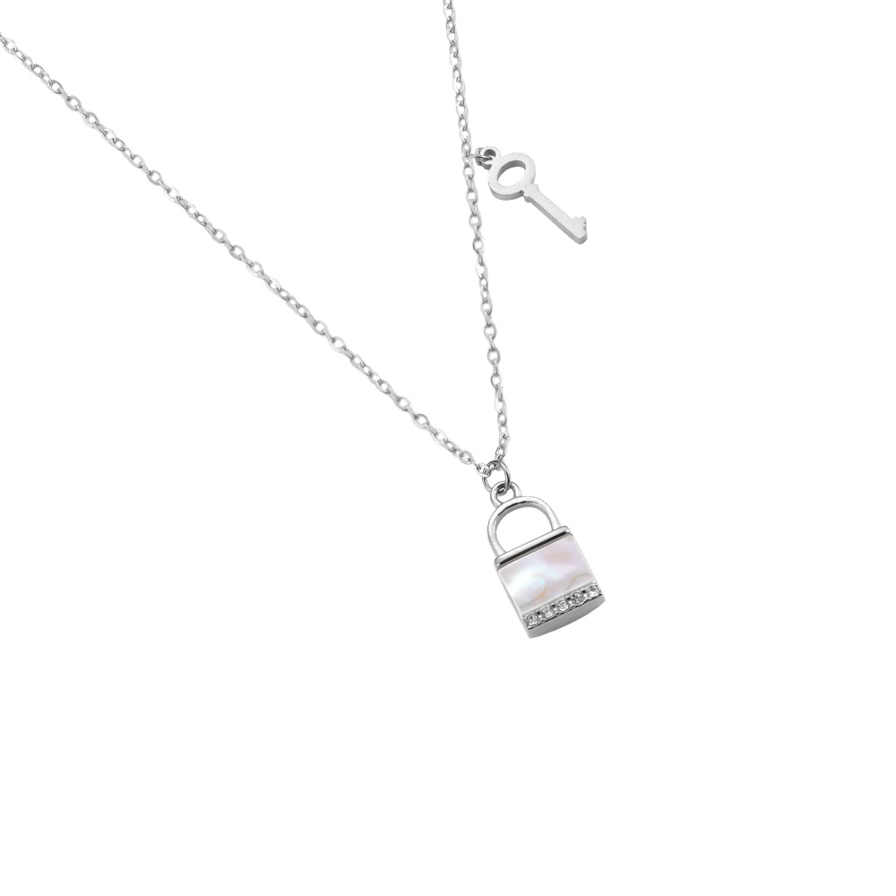 Pearly Fine Lock Stainless Steel Necklace