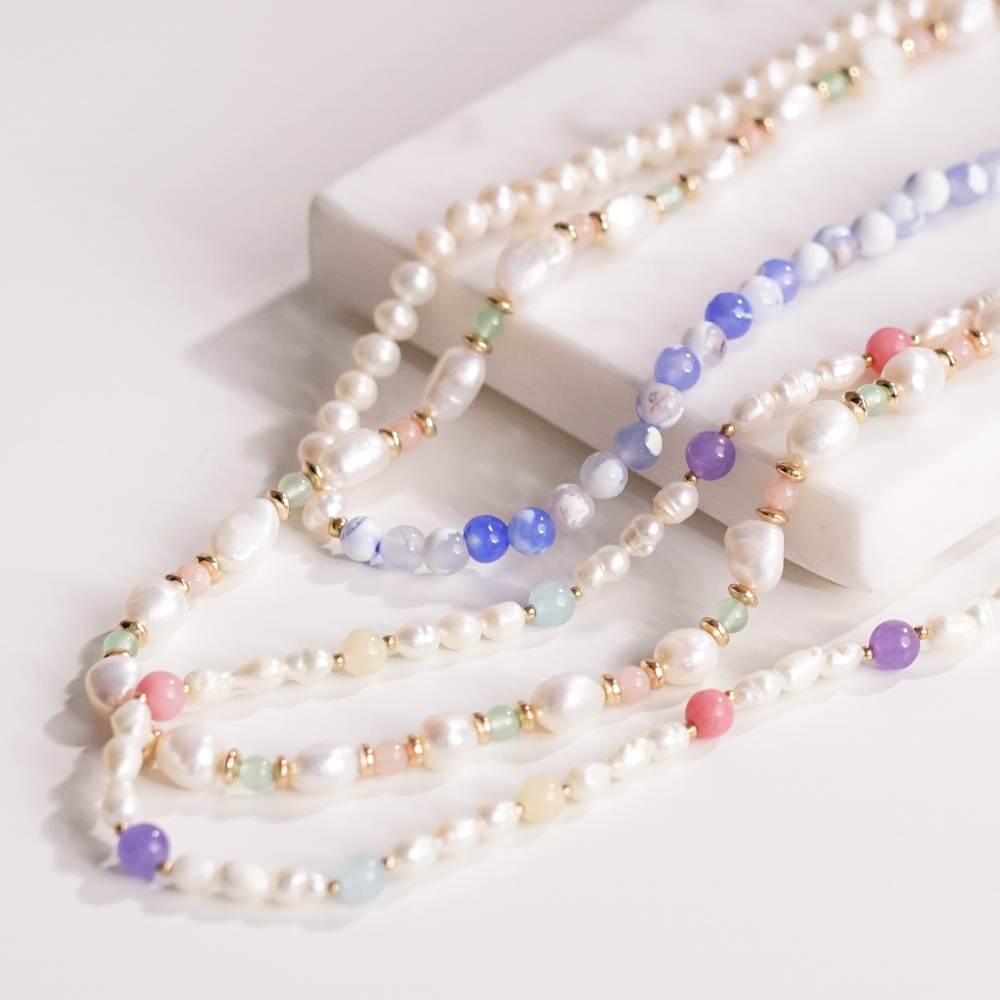 Multicolored Stones & Pearl Kette