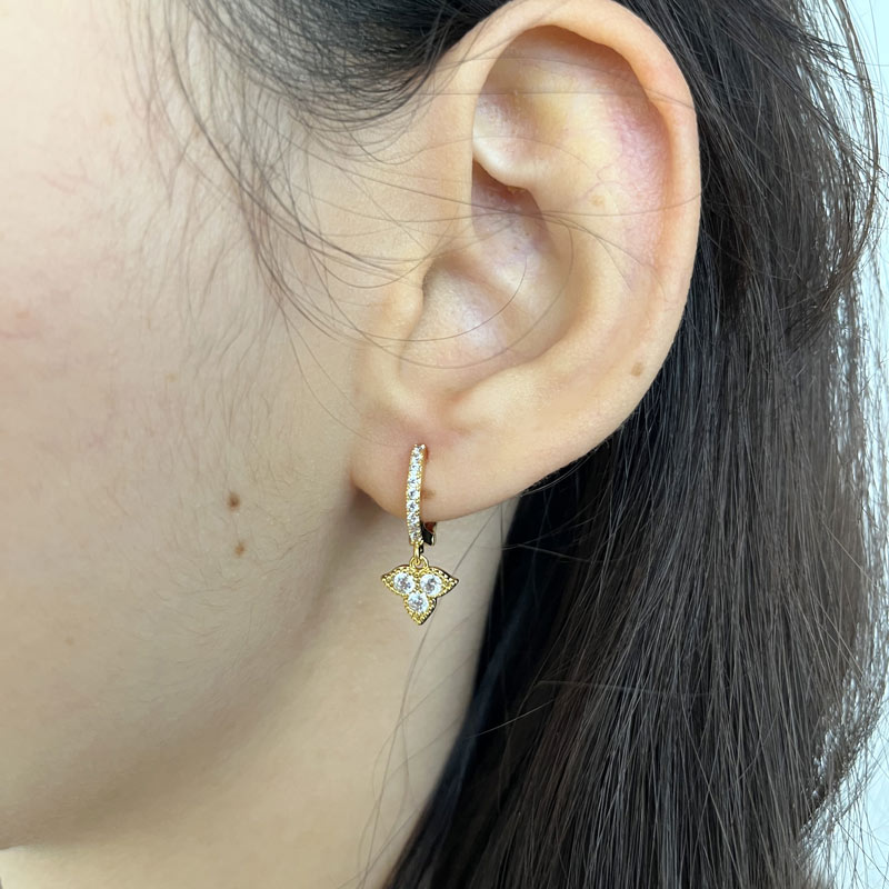 Shining Wavy Petals Gold-plated Earrings